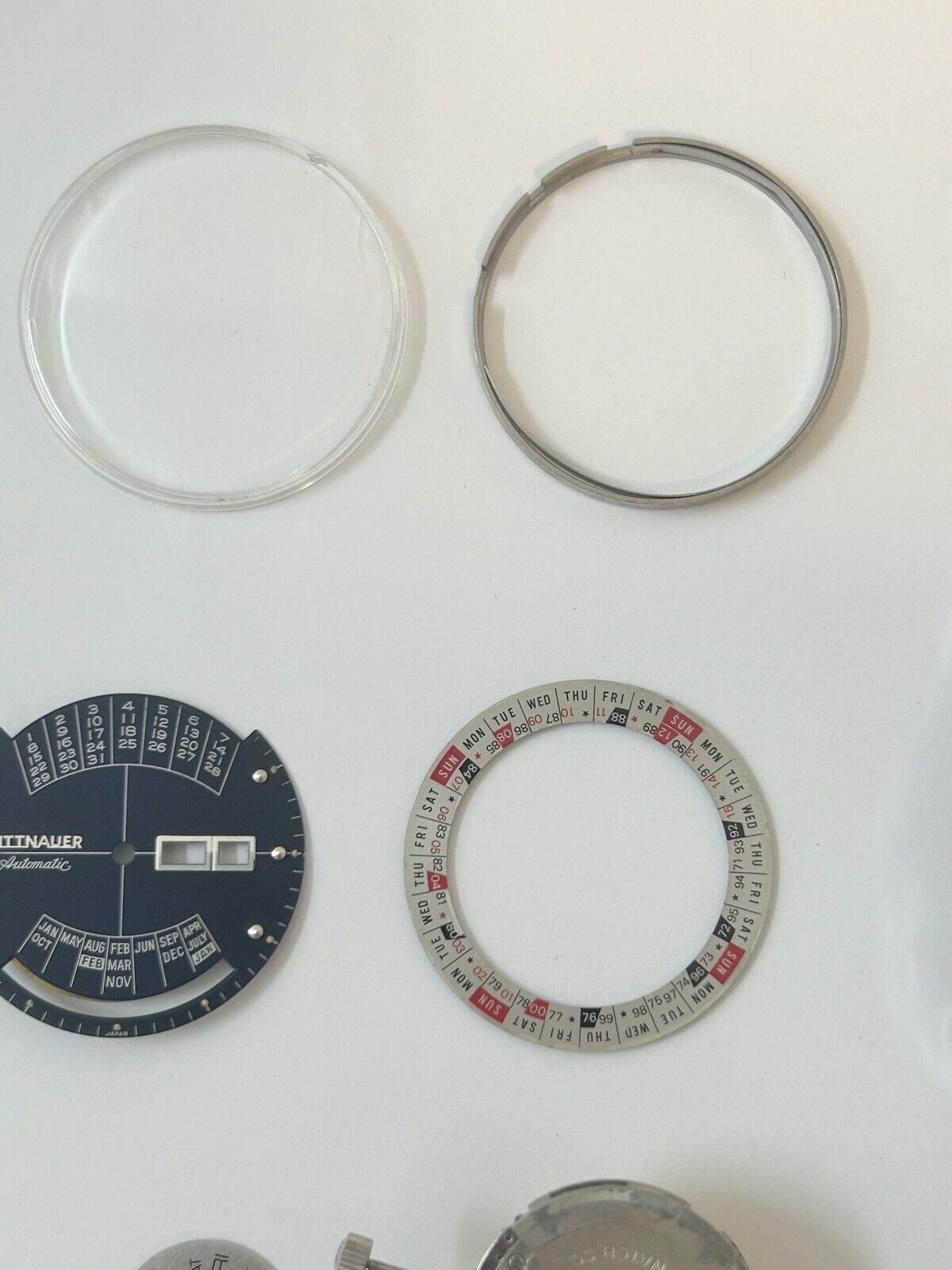 Wittnauer 2000 Cal W102 Watch Movement For Parts Case Bracelet Dial Crystal - Used Watch Parts