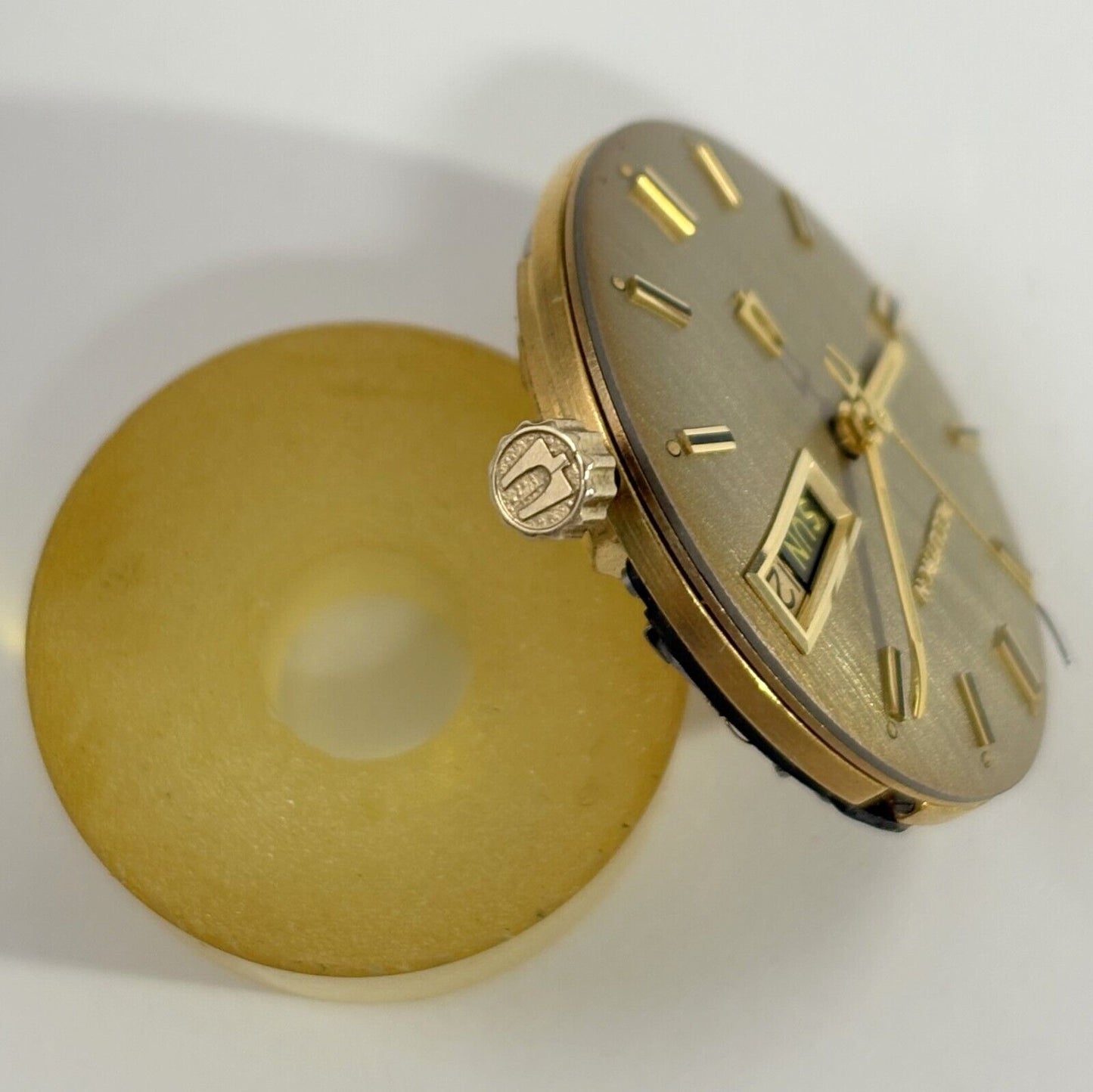 Running - Bulova Accutron Movement Cal 2182 Day Date Tuning fork watch dial