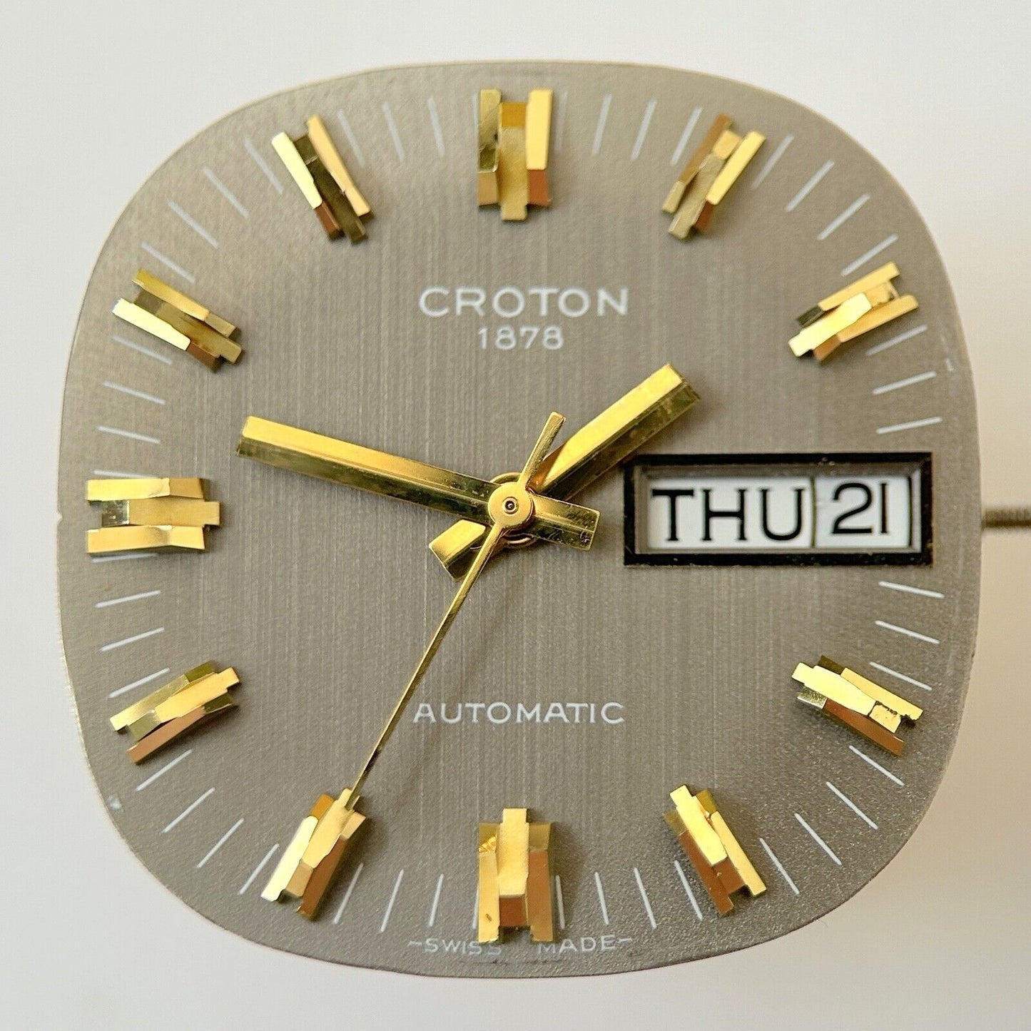 Croton Cal ETA 2789 Watch Parts Movement Balance Spring Dial Hand Calendar Desk - Used Watch Parts
