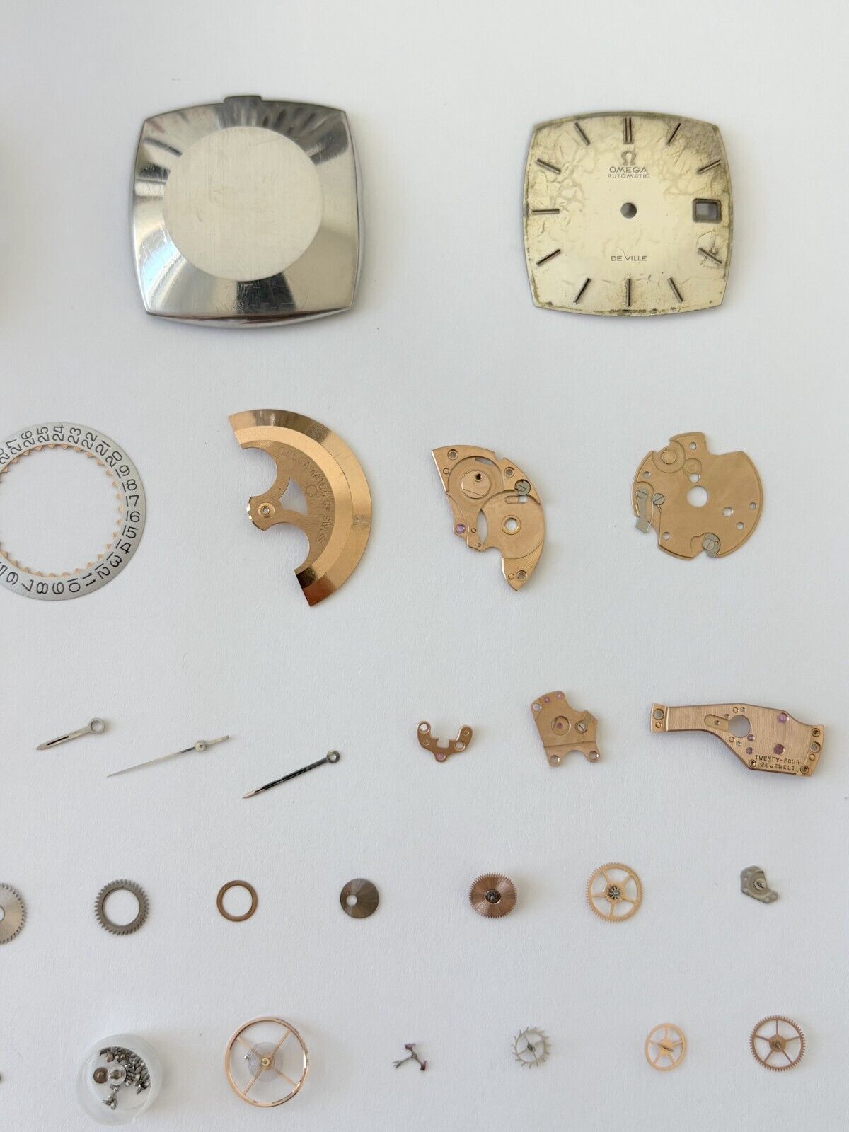 Omega Cal 565 Watch Movement Parts Balance Fork Wheel Spring Bridge Escapement 4