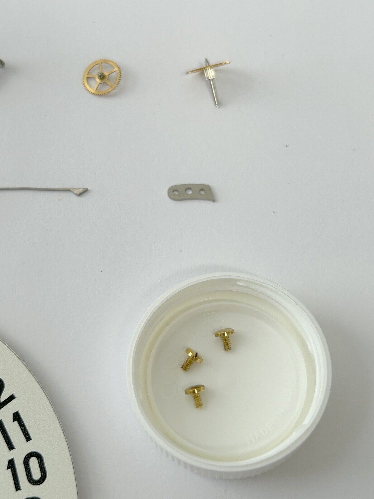 Jaeger LeCoultre Cal 228 Clock Movement For Parts Balance Fork Key Knob Barrel - Used Watch Parts