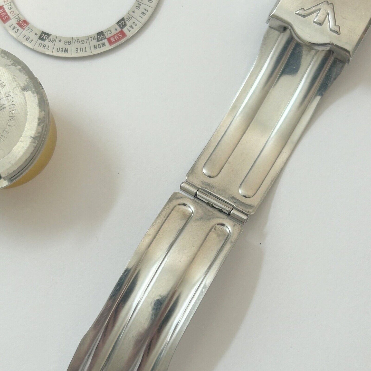 Wittnauer 2000 Cal W102 Watch Movement For Parts Case Bracelet Dial Crystal - Used Watch Parts
