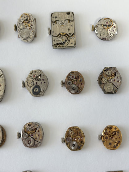 Ladies mechanical watch movements for parts or repair dial hands crown balance