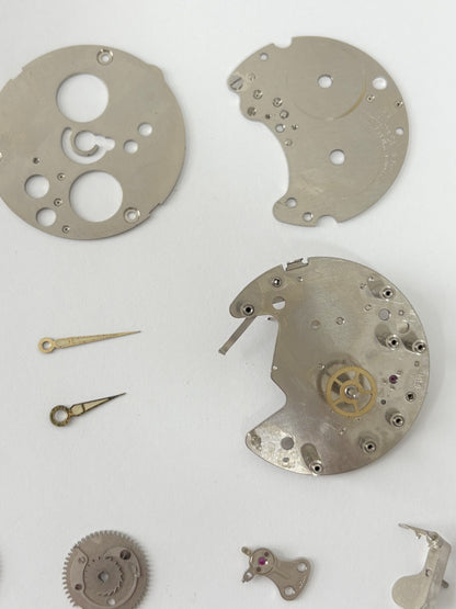 Jaeger LeCoultre Cal 219 Clock Movement Part Balance Fork Barrel Wheel Dial