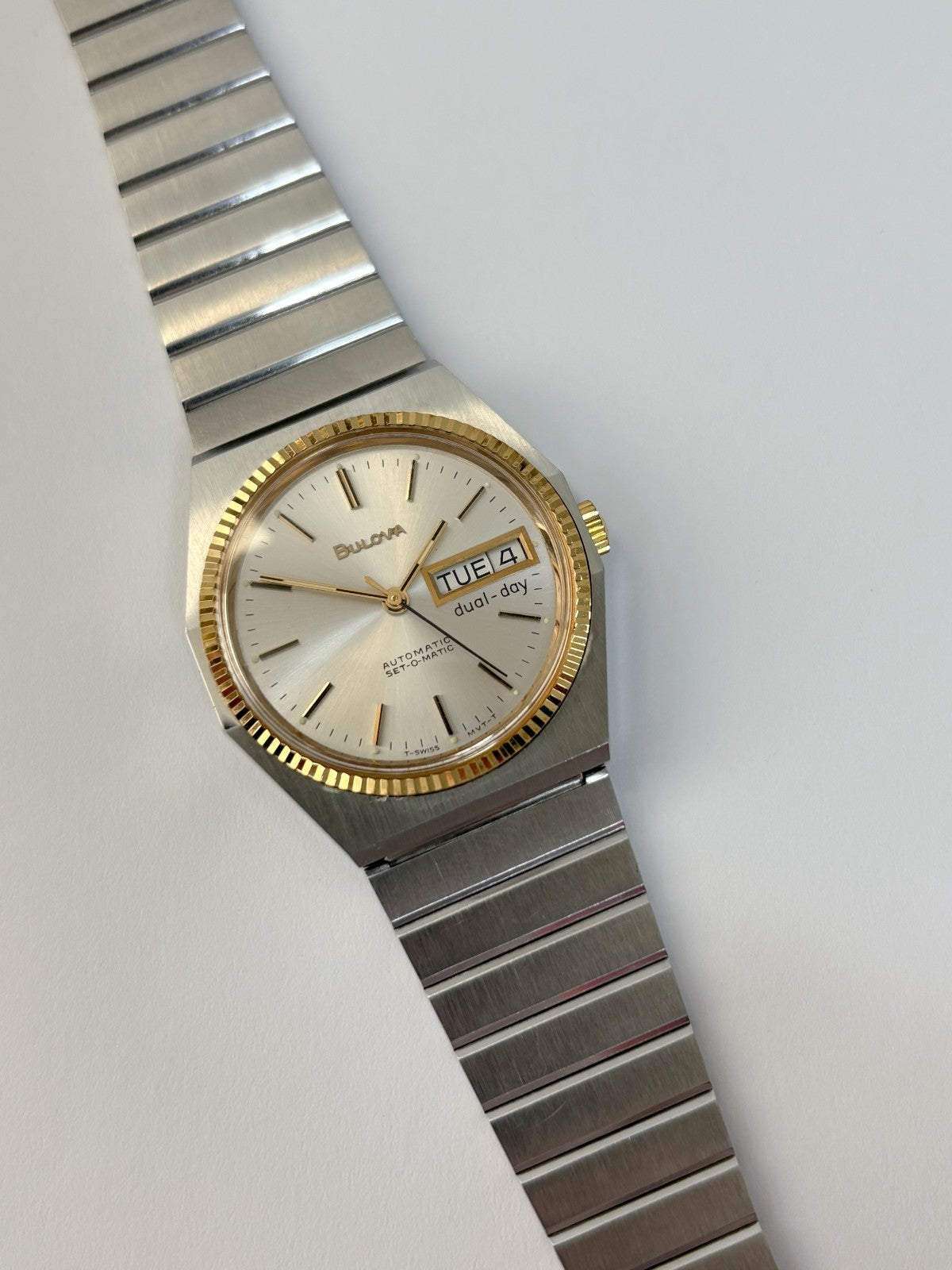 9b34b0ec-21f3-4685-b403-c5f8a7d21c4a