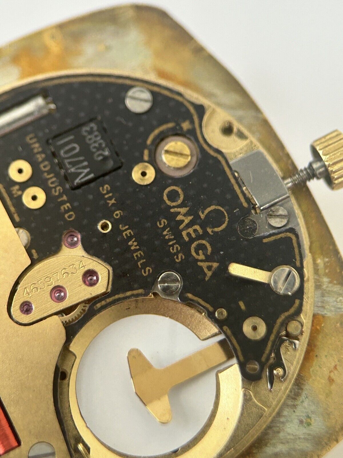 Runs & Sets Omega cal 1430 ETA 255.411 quartz watch movement dial hands crown