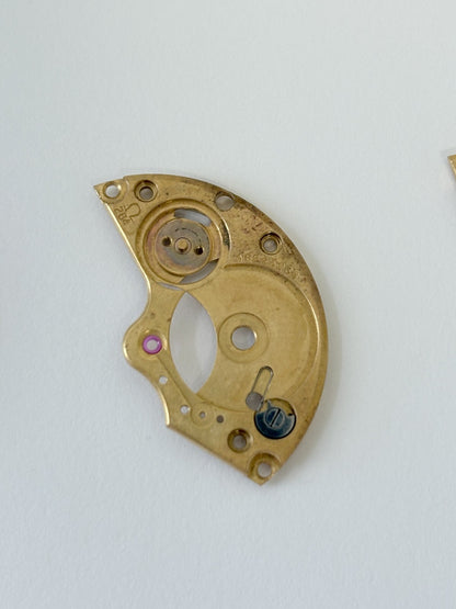 Omega Cal 284 Watch Movement Parts Balance Fork Spring Bridge Barrel Balance