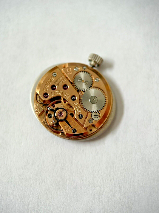 RUNS & SETS! Vintage Omega cal 620 17 jewel watch movement dial hands crown - Used Watch Parts