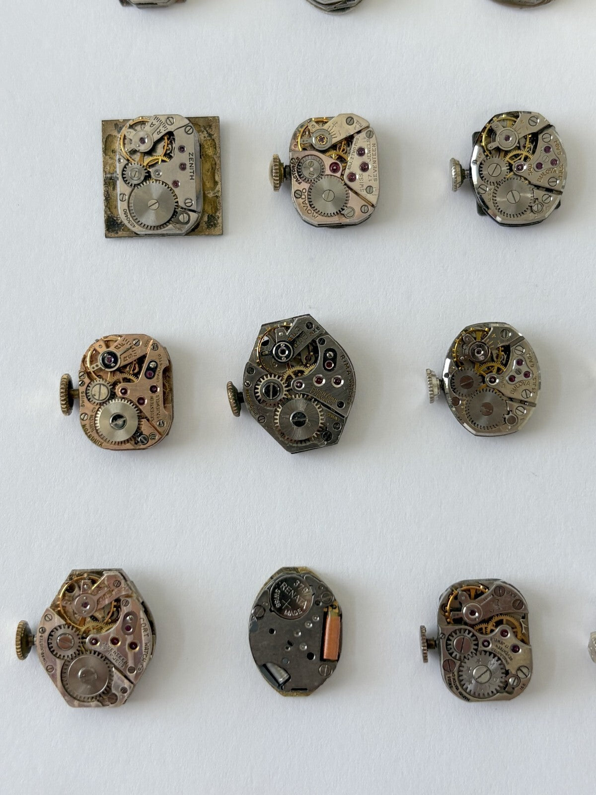 Ladies mechanical watch movements for parts or repair dial hands crown balance