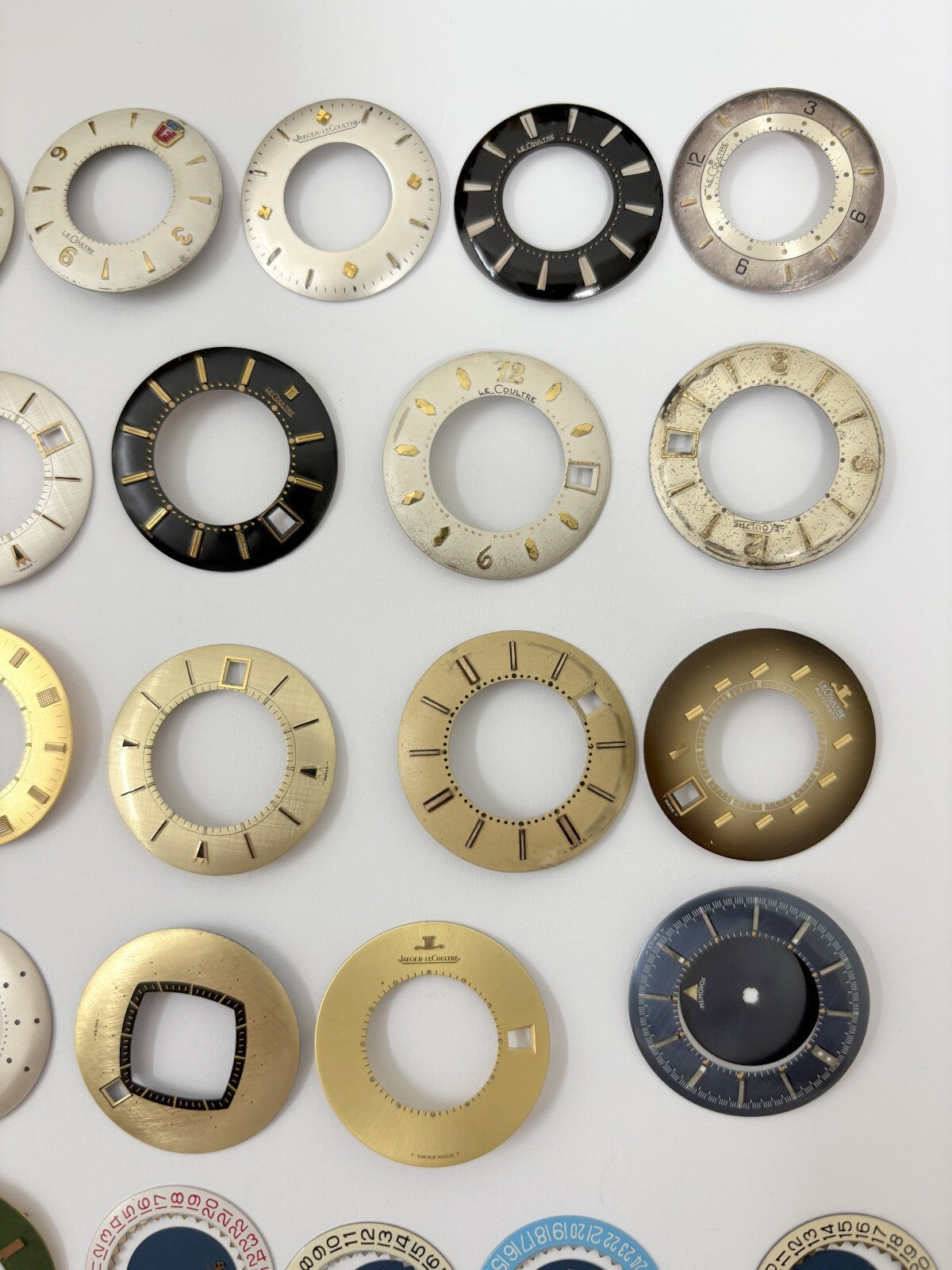 big lot of Jaeger Lecoultre Memovox alarm dials discs