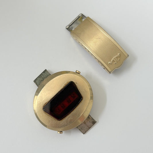 vtg jaeger lecoultre led not tested for parts/repair