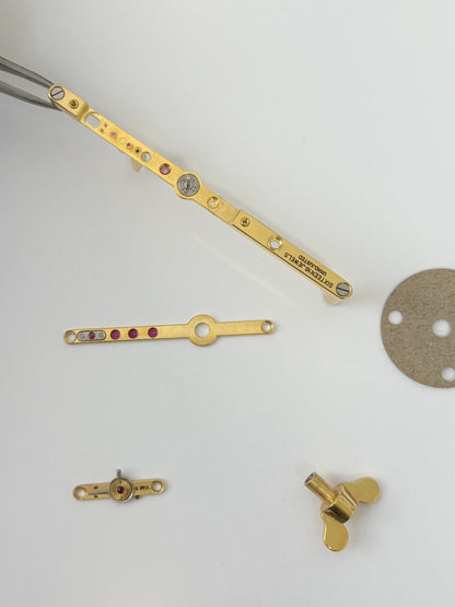 Jaeger LeCoultre Cal 210 Clock Movement For Parts Balance Fork Key Knob Barrel