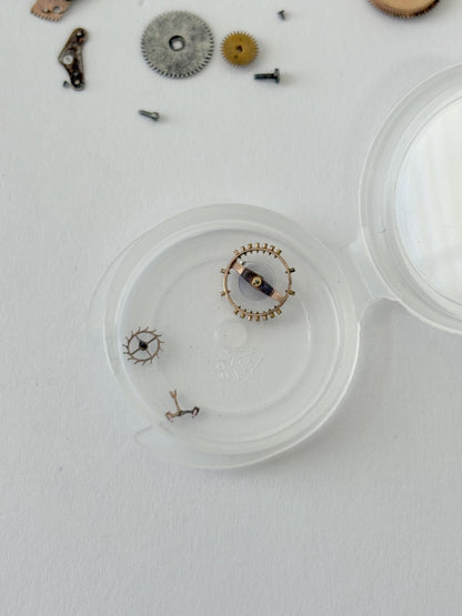 Omega caliber 330 30.10 R.A movement parts lot - Goog balance