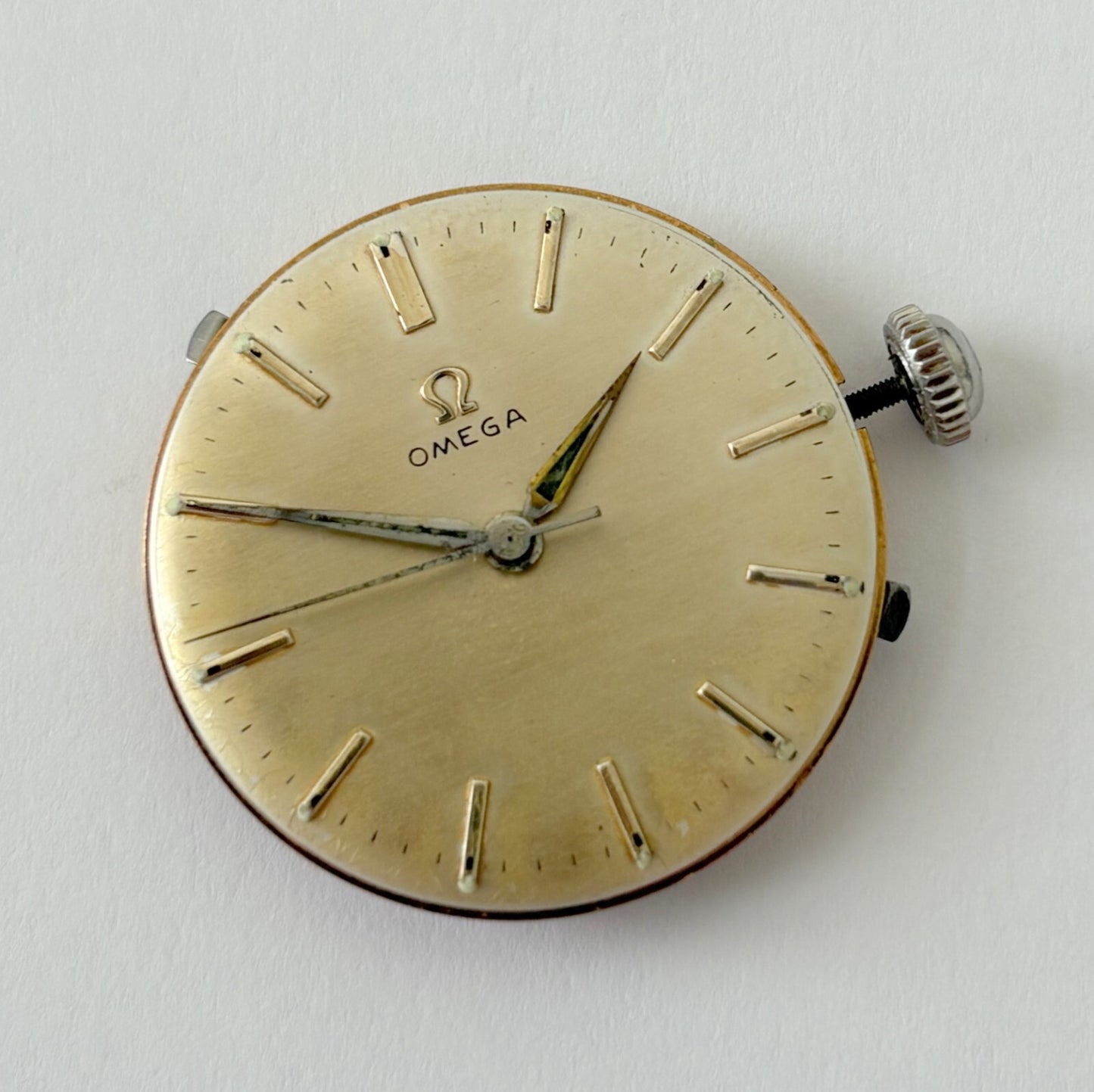 Omega Cal 285 Watch Movement Parts Balance Fork Spring Bridge Barrel 14390-6-SC