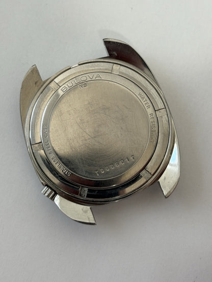 Vintage Bulova Accuquartz Accutron Day/Date Stainless Running 2240 42mm X 37mm