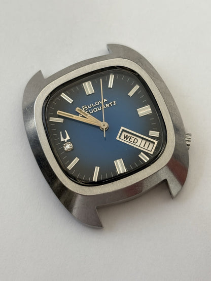 Vintage Bulova Accuquartz Accutron Day/Date Stainless Running 2240 42mm X 37mm