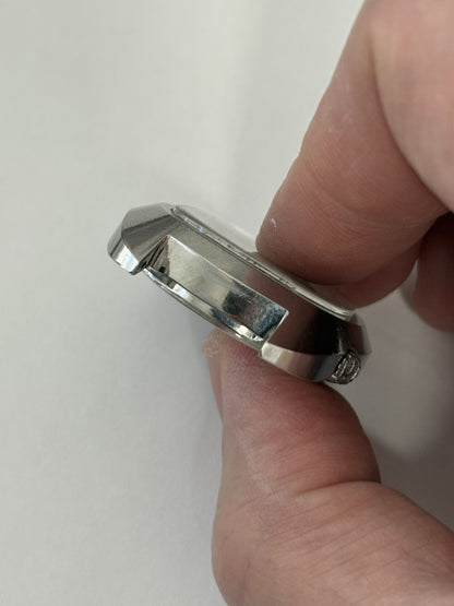 Vintage Bulova Accuquartz Accutron Day/Date Stainless Running 2240 42mm X 37mm