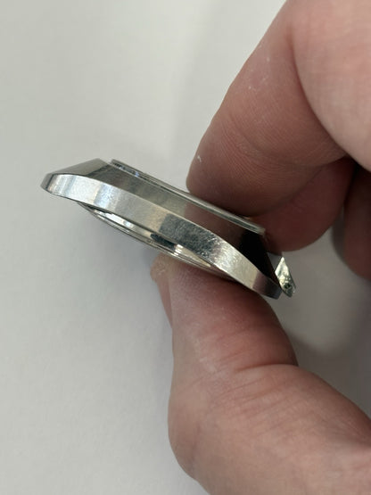 Vintage Bulova Accuquartz Accutron Day/Date Stainless Running 2240 42mm X 37mm