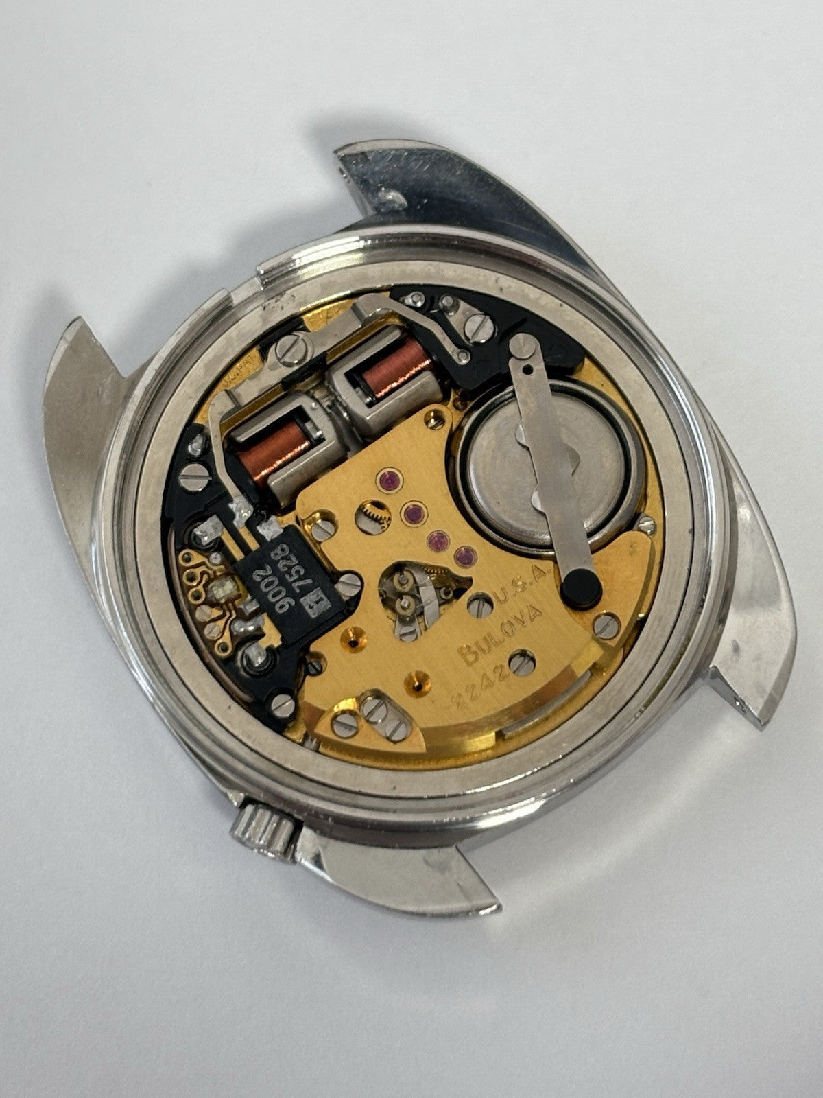 Vintage Bulova Accuquartz Accutron Day/Date Stainless Running 2240 42mm X 37mm